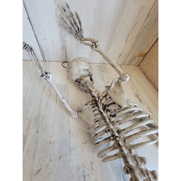 Skeleton AS IS jointed hanging Halloween home decor prop scary - Picture 11 of 15